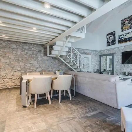 Appartement Gorgeous In With Wifi