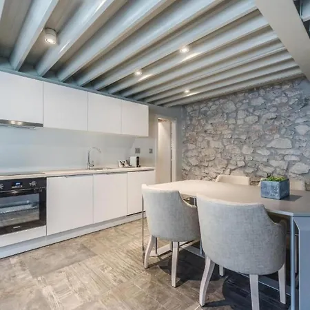 Gorgeous In With Wifi Appartement *
